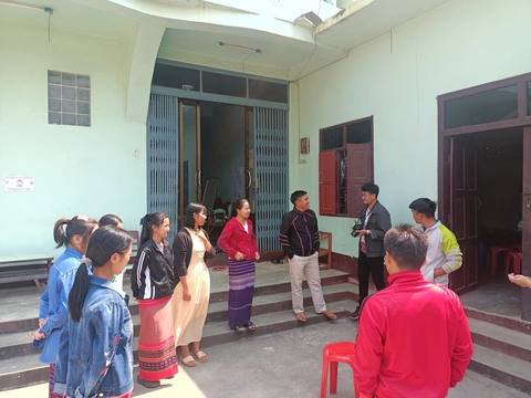 Aˬkhaˬ sahˬ boꞈ mehˬ-eu saˬ laˬ dzaw pyeuꞈ-eu workshop